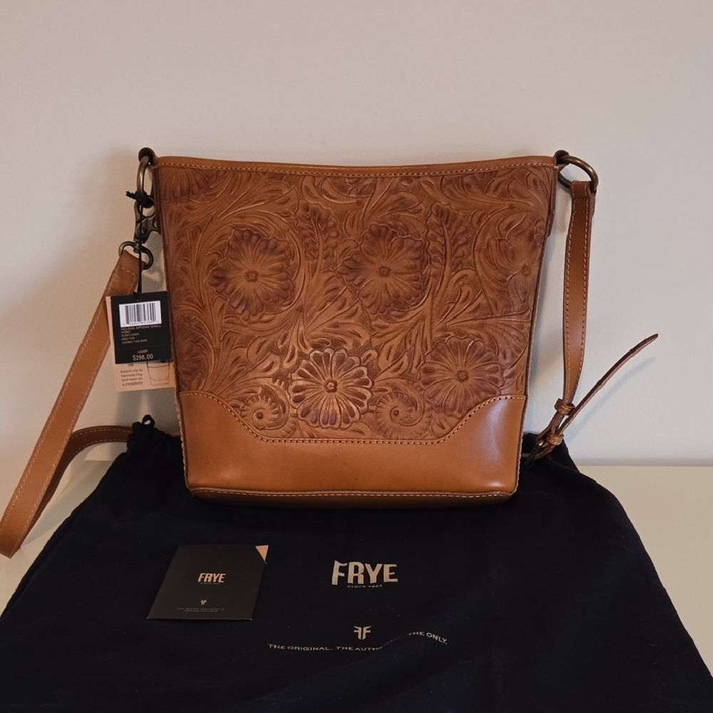 Frye MELISSA ARTISAN HOBO IN SUNFLOWER. NWT LIMITED EDITION - Picture 6 of 14